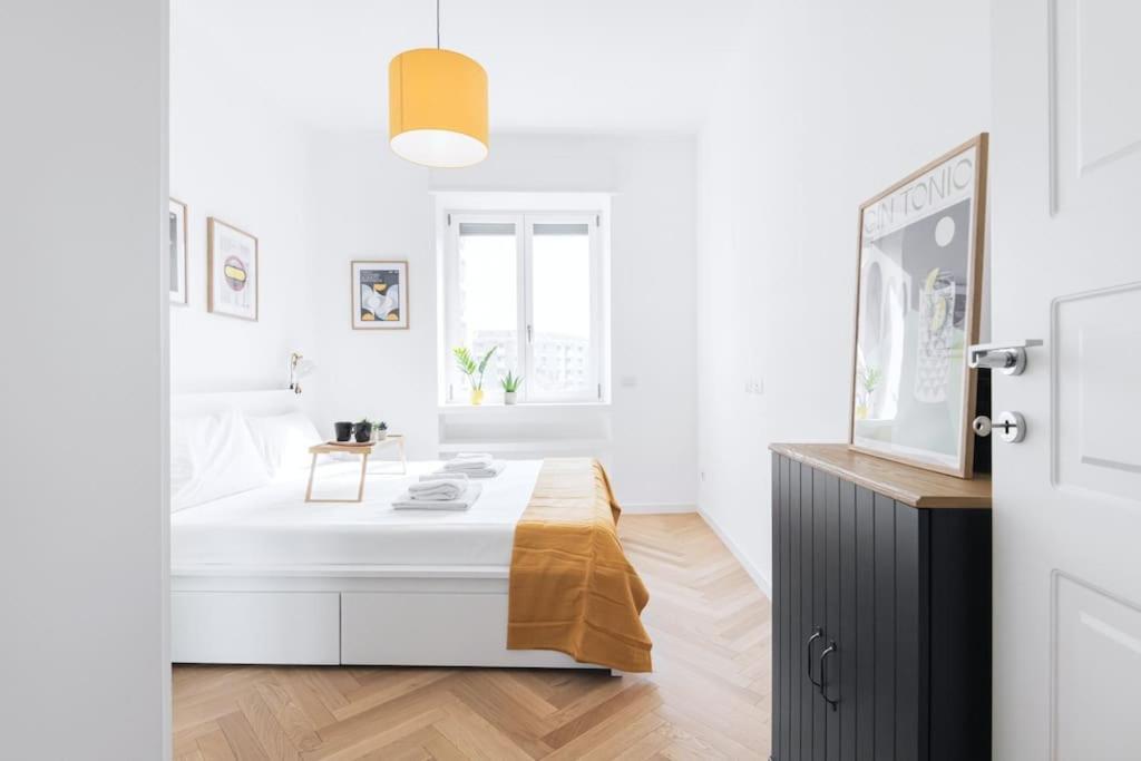 Easylife - Apartment With Balcony Near Navigli Milán Exterior foto