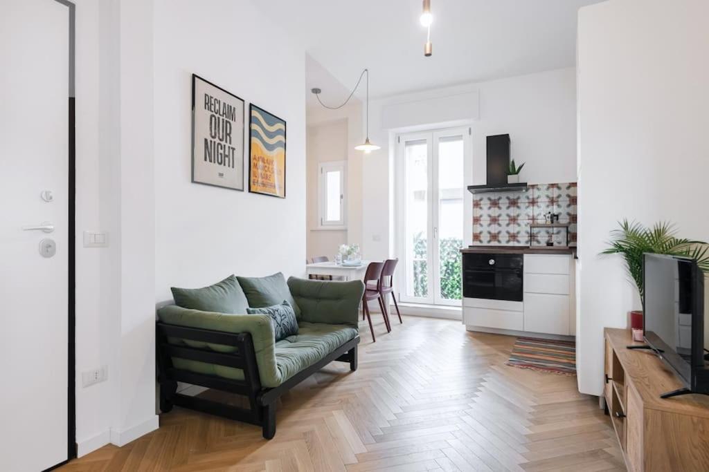 Easylife - Apartment With Balcony Near Navigli Milán Exterior foto