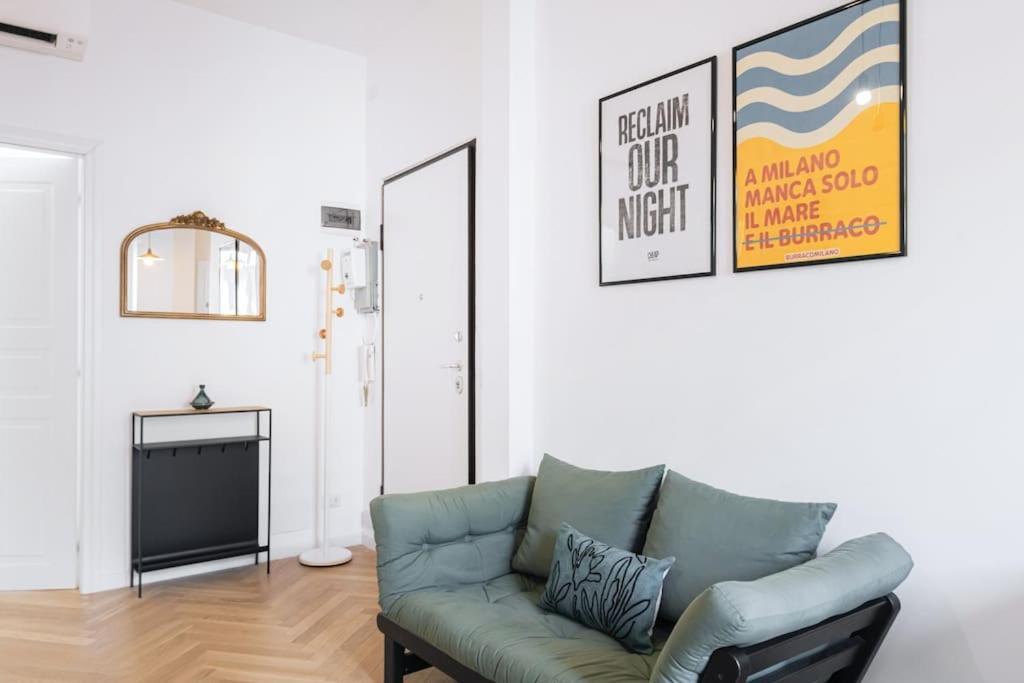 Easylife - Apartment With Balcony Near Navigli Milán Exterior foto